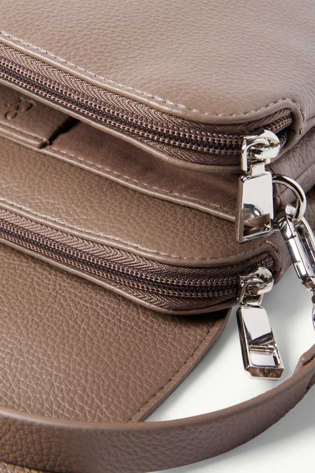 Femei - Geantă de umăr cu curea detașabilă - imitație de piele - maro deschis