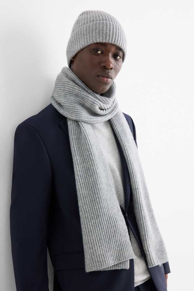Hommes - Bonnet avec teneur en cachemire - laines mélangées - finition côtelée - gris clair