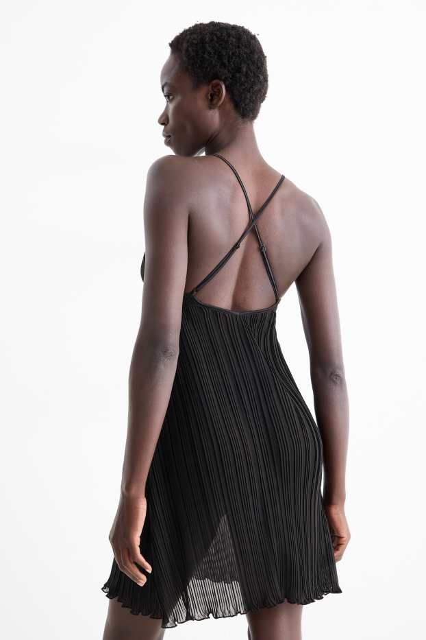 Femmes - Chemise de nuit en finition tissée - noir