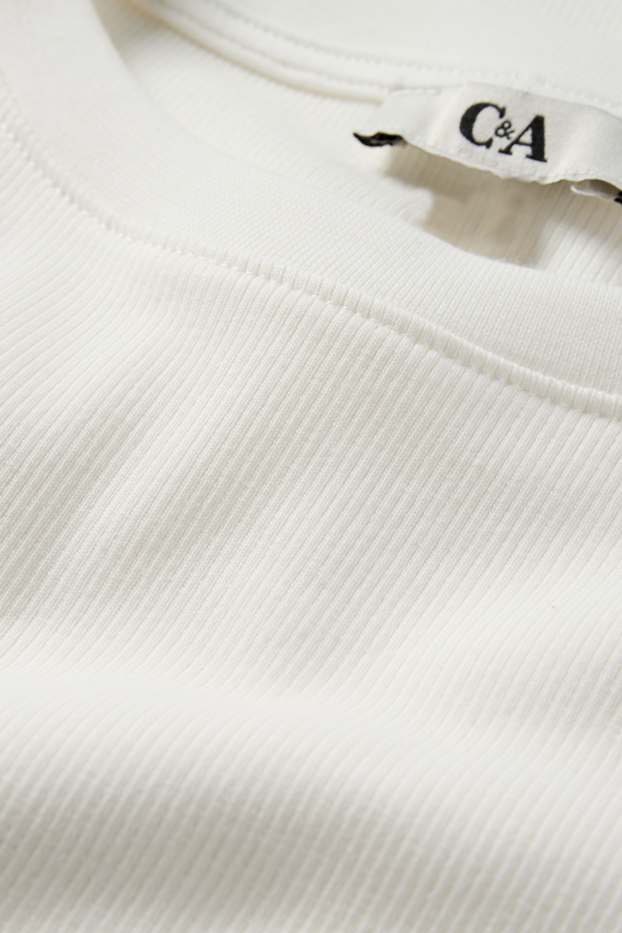 Dames - Korte longsleeve - slim fit - ribstof - crème wit