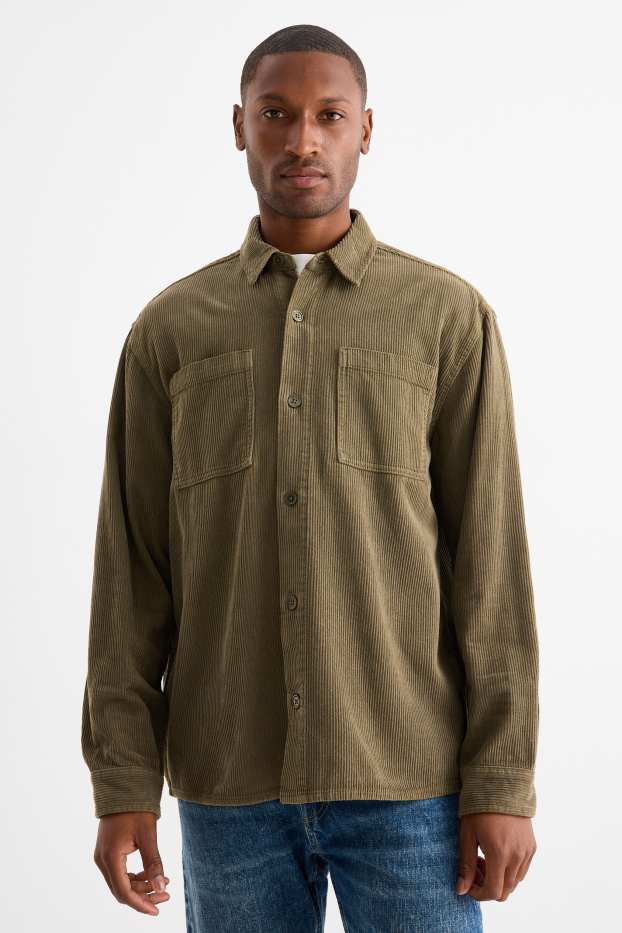 Hommes - Chemise en velours côtelé - relaxed fit - col kent - vert