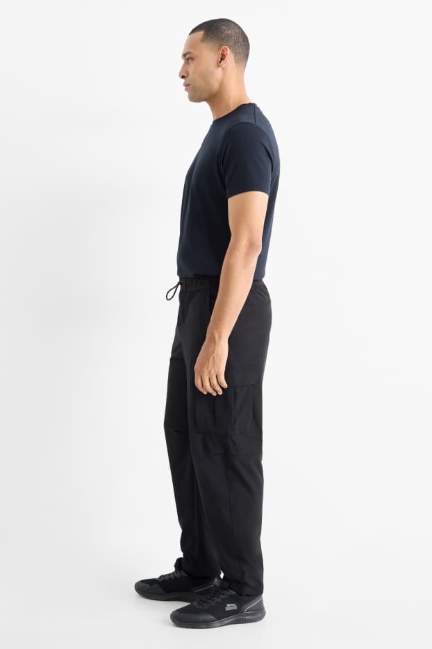 Herren - Funktions-Cargohose - schwarz