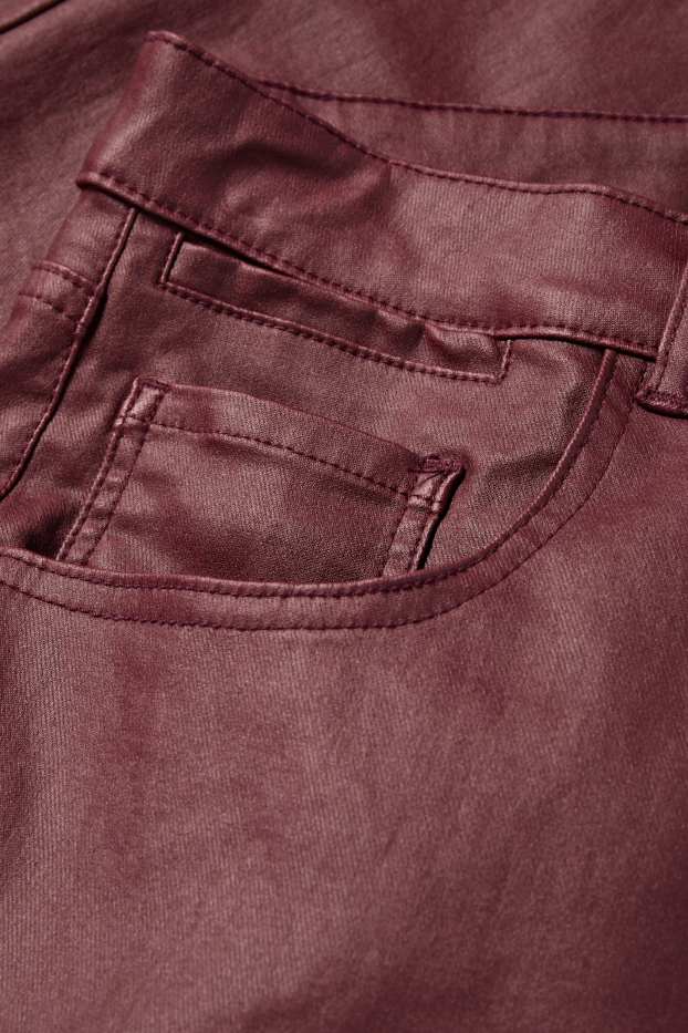 Femei - Pantaloni de stofă - talie înaltă - skinny fit - imitație de piele - bordo