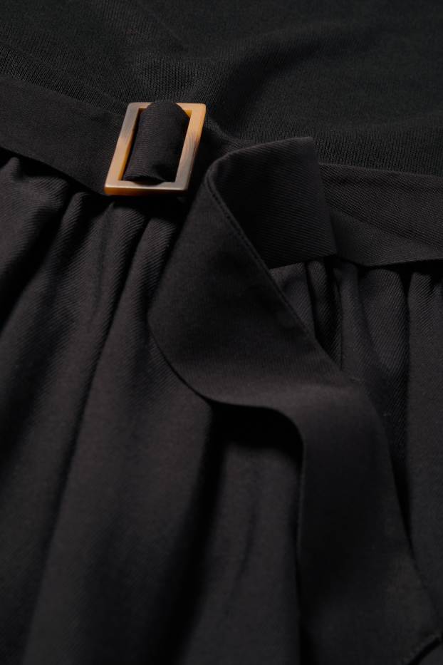 Dames - Fit & flare-jurk met ceintuur - zwart