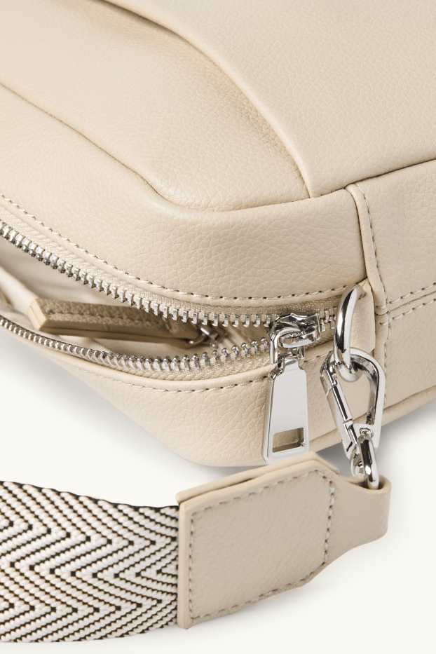 Damen - Umhängetasche mit abnehmbarem Taschengurt - Lederimitat - hellbeige