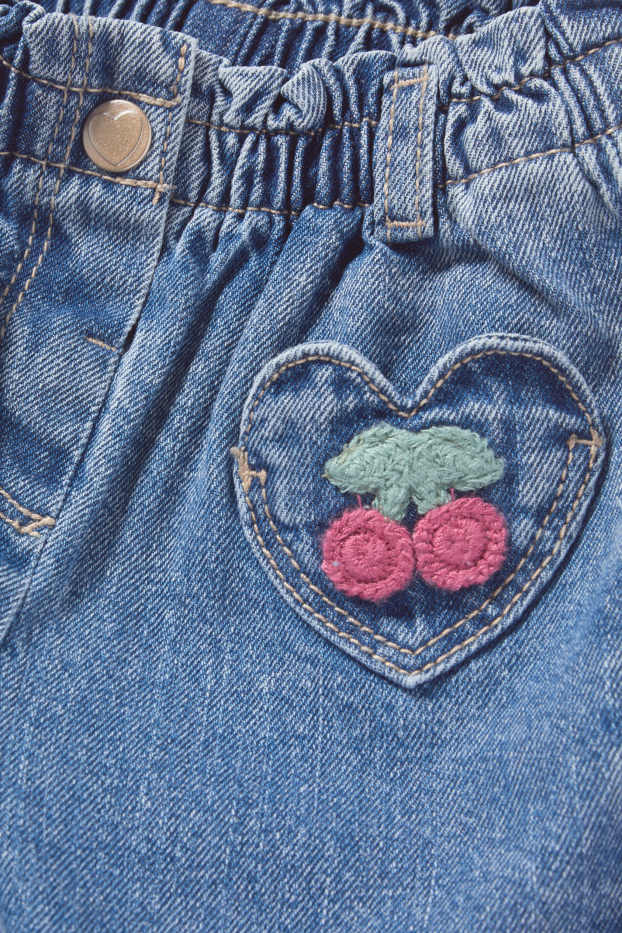Baby: meisjes - Kers - babyspijkerbroek met gehaakte applicaties - jeansblauw