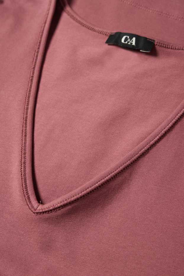 Femmes - T-shirt avec encolure en V - slim fit - rose foncé