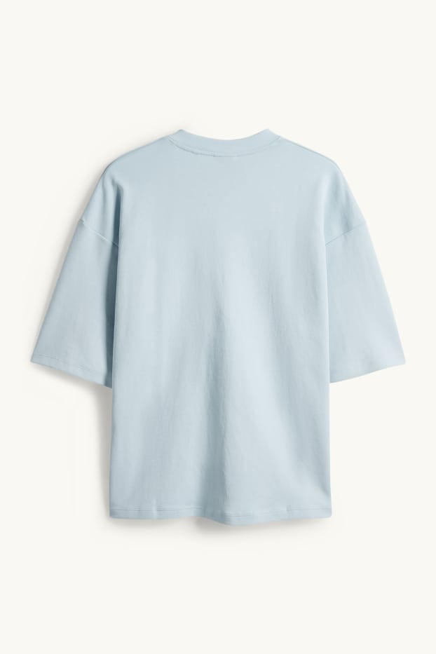Men - T-shirt - oversized - light blue