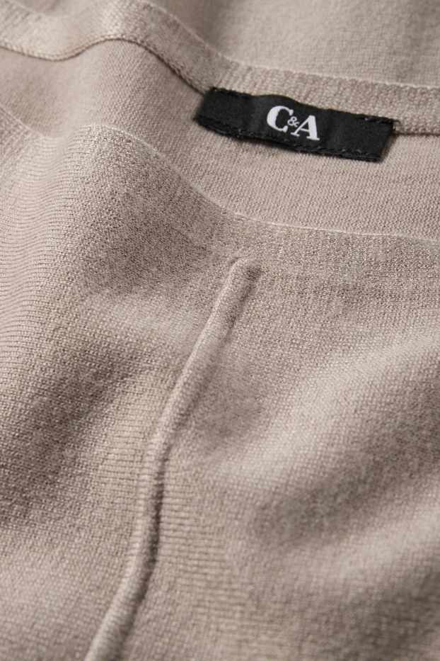 Women - Fine knit jumper - beige