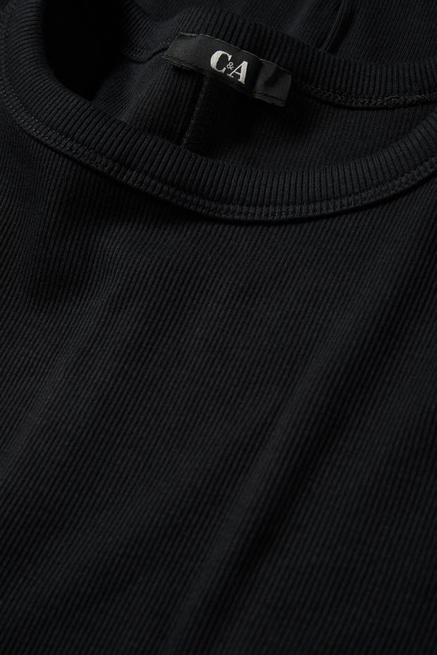 Femei - Rochie-tricou - reiată - negru