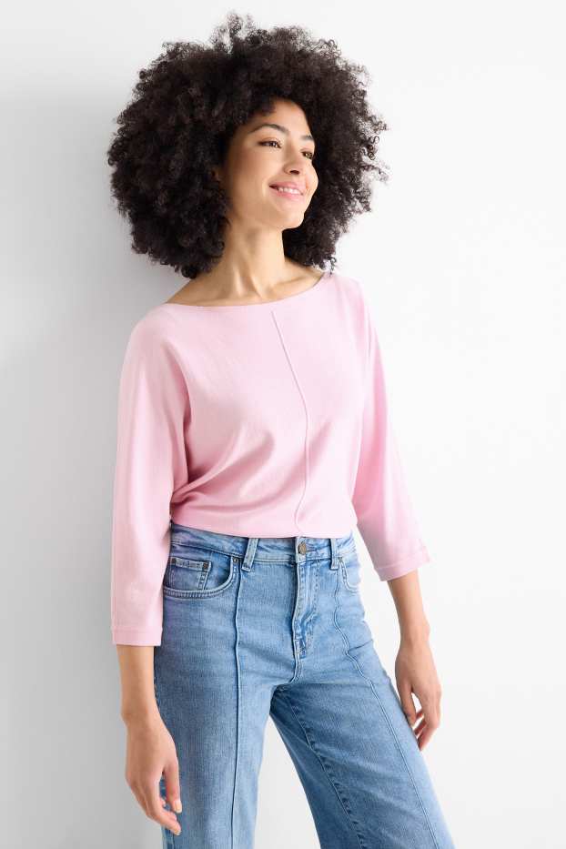 Women - Fine knit jumper - rose