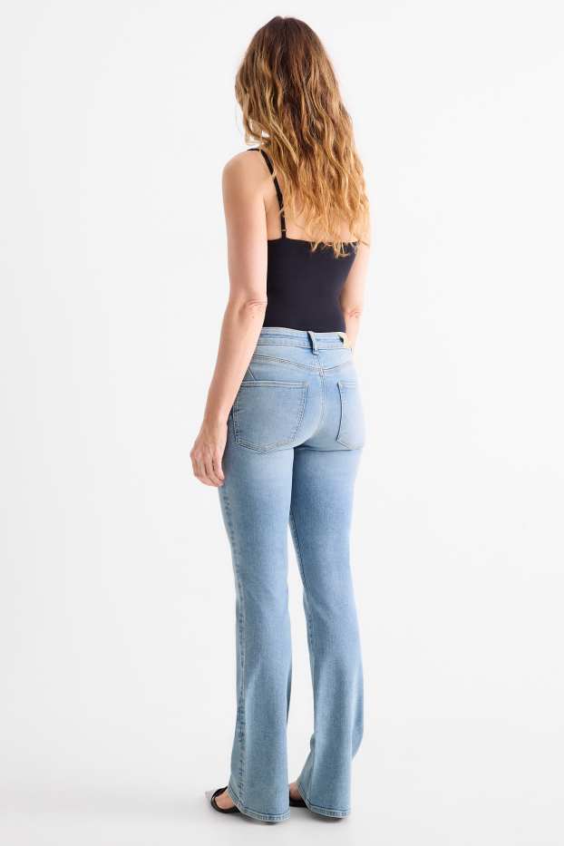 Dames - Bootcut jeans - mid waist - shaping jeans - LYCRA® - jeanslichtblauw