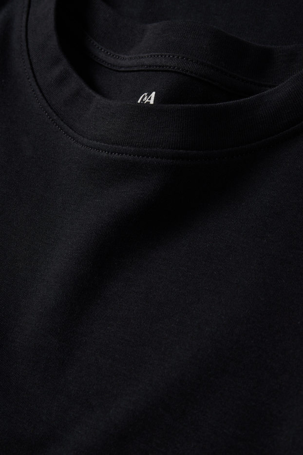 Femei - Rochie-tricou - negru