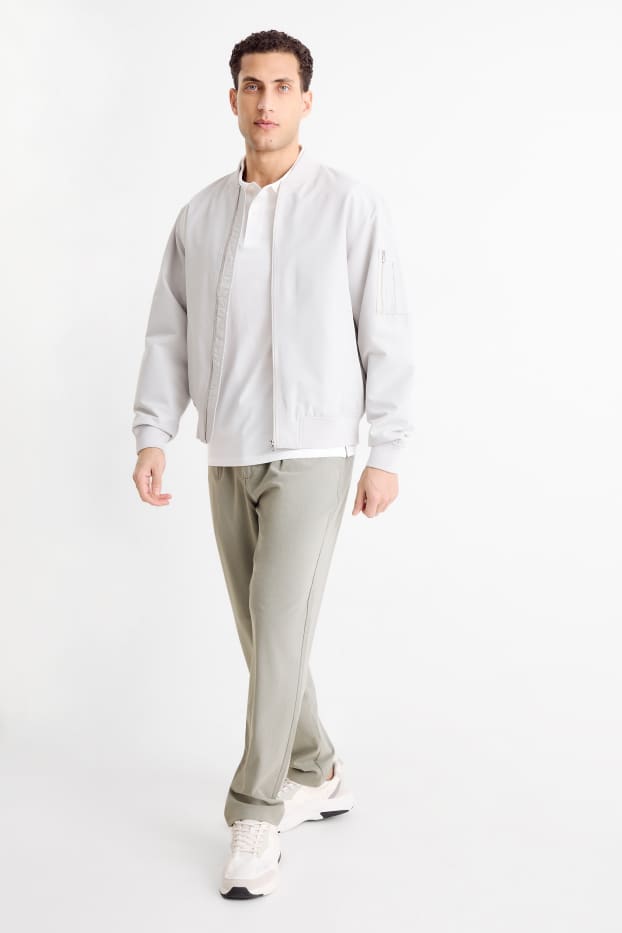 Home - Xinos - tapered fit - gris clar