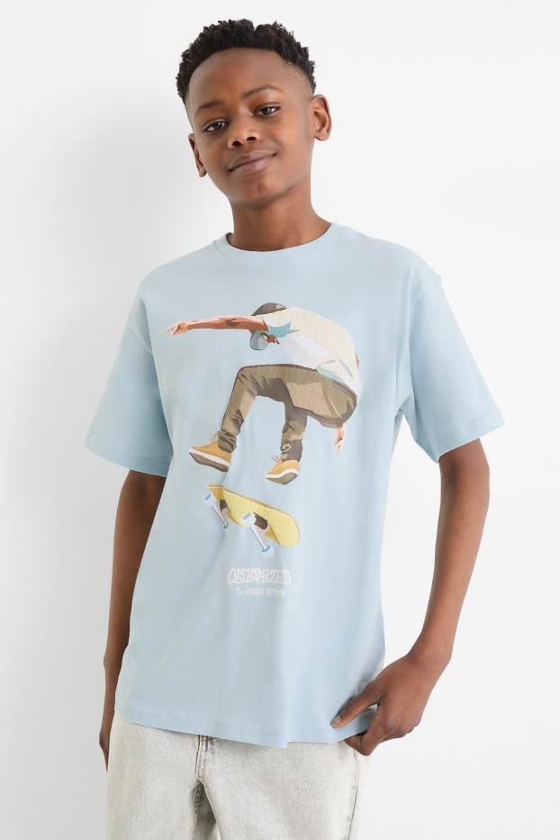 Bambini - Confezione da 3 - motivo skate e sneakers - t-shirt - marrone / blu