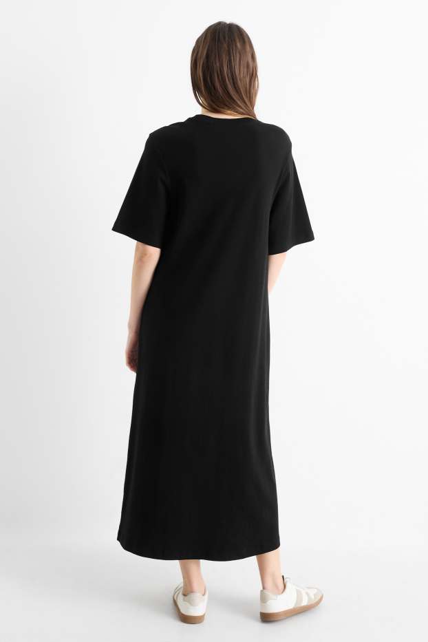 Femei - Rochie-tricou - negru