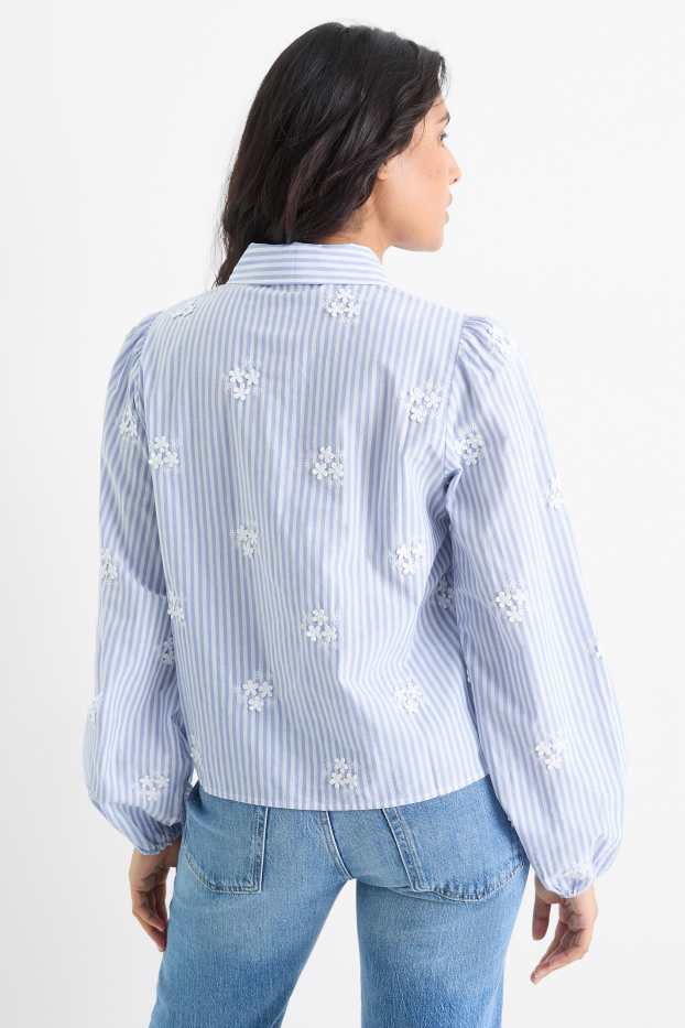 Femei - Bluză tip cămașă - cu dungi - cu flori - alb / albastru deschis