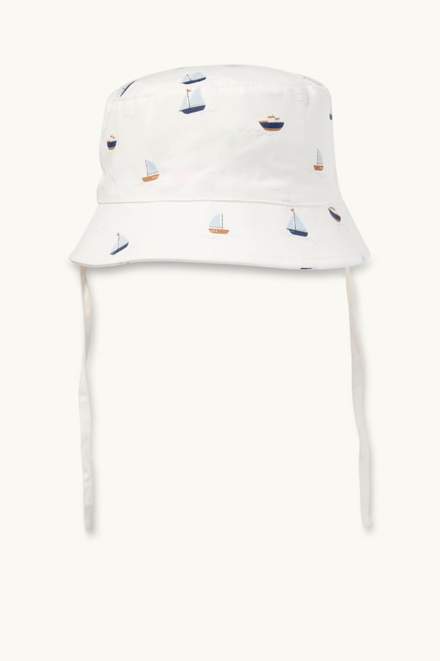 Baby Jungen - Segelboot - Baby-Hut - weiss