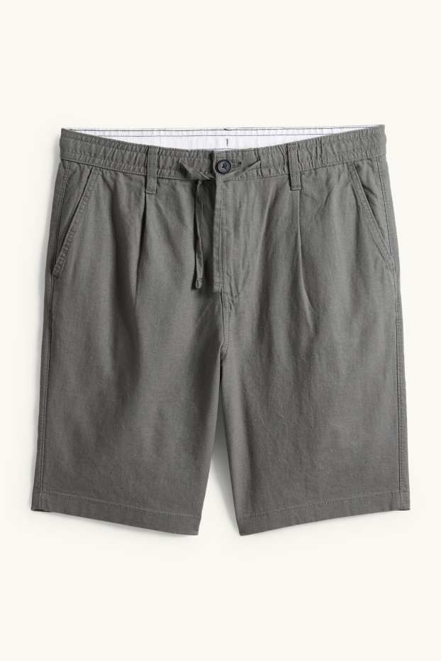 Men - Shorts - linen blend - green