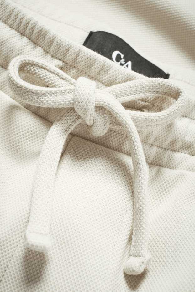 Uomo - Shorts di felpa - tessuto tramato - bianco crema