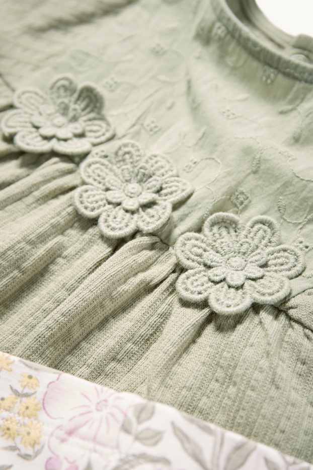 Nadó nena - Floretes - conjunt de ganxet per a nadó - 3 peces - verd