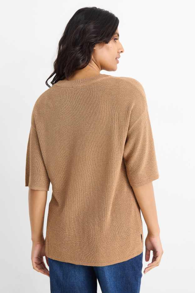 Femei - Pulover tricotat - mânecă scurtă - reiat - aspect lucios - bej