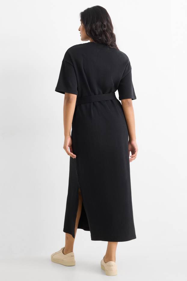Damen - T-Shirt-Kleid mit Gürtel - schwarz