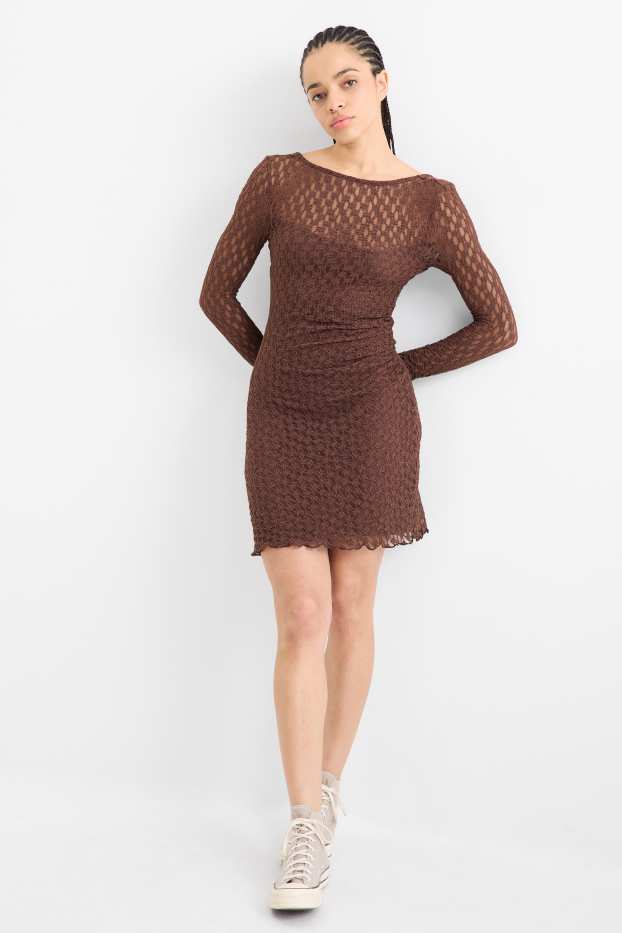 Dona - Vestit de blonda - marró