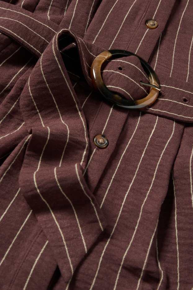 Femmes - Robe-chemise avec encolure en V et ceinture - fines rayures - marron