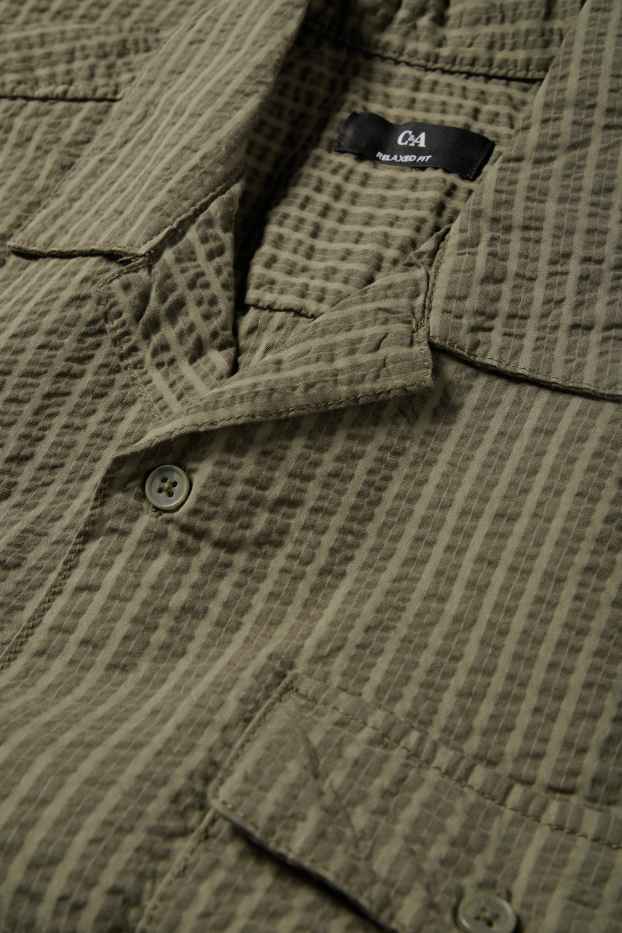 Home - Camisa - relaxed fit - coll solapa - verd fosc