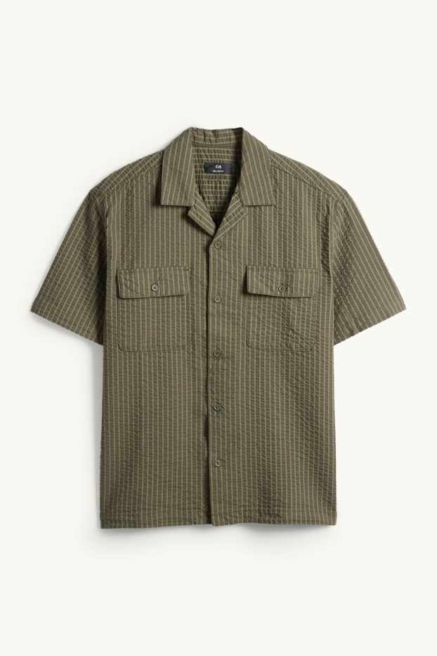 Home - Camisa - relaxed fit - coll solapa - verd fosc