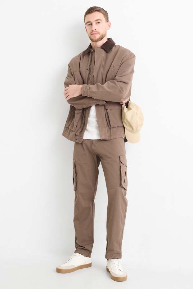 Hombre - Pantalón cargo - tapered fit - marrón