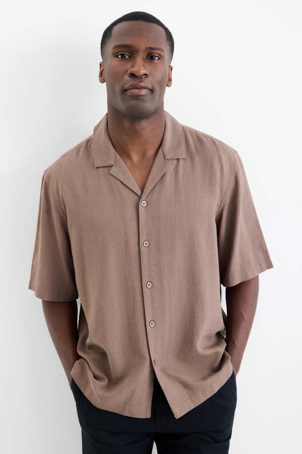Pánské - Košile s lněným podílem - relaxed fit - klopový límec - taupe