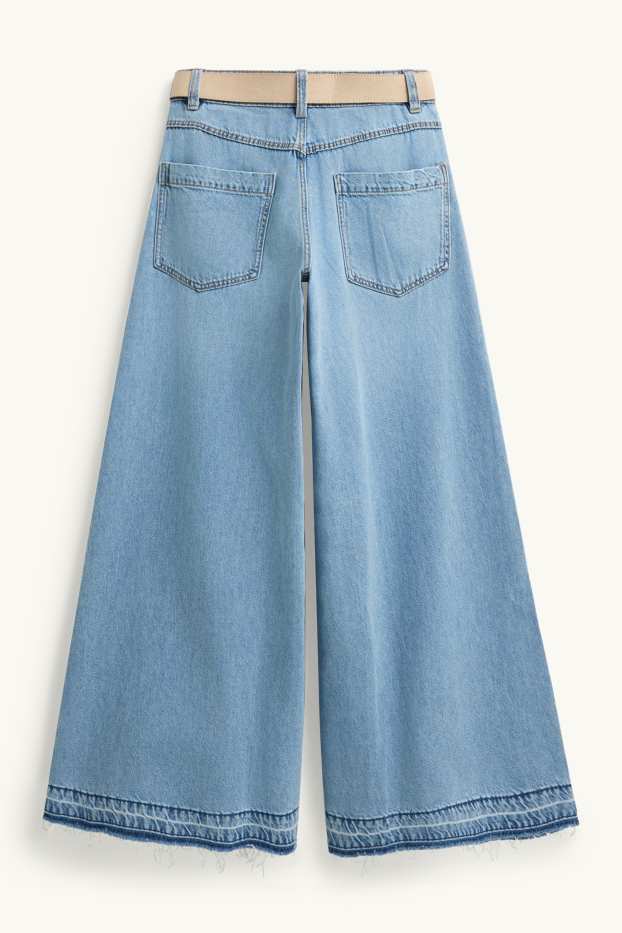 Women - Wide leg jeans with belt - mid-rise waist - light blue