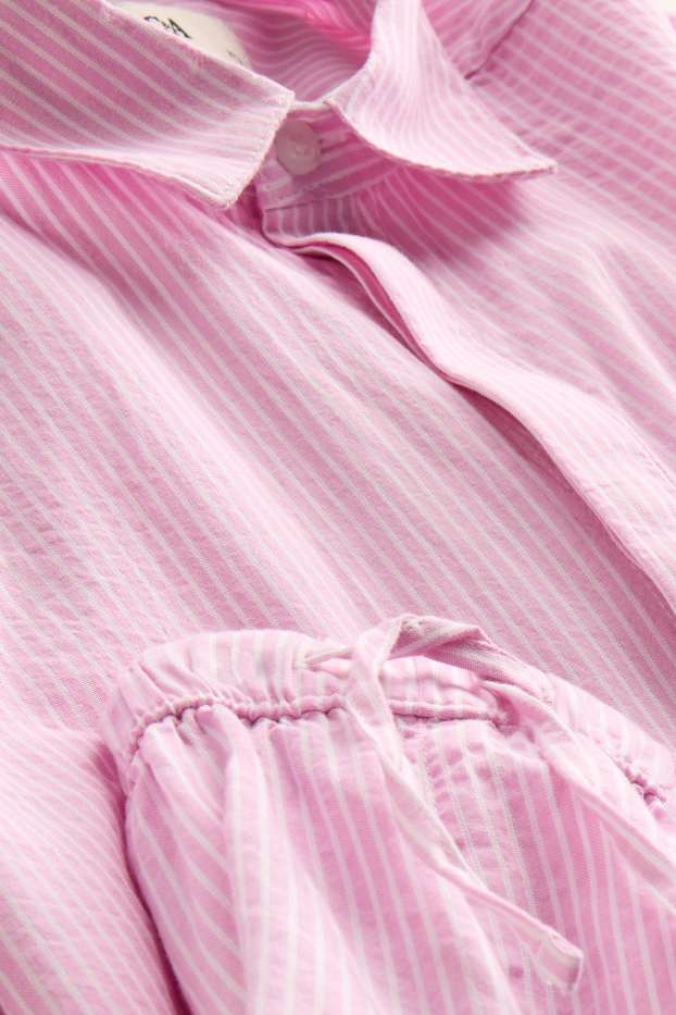 Kinderen: meisjes - Set - blouse en korte broek - 2-delig - gestreept - roze