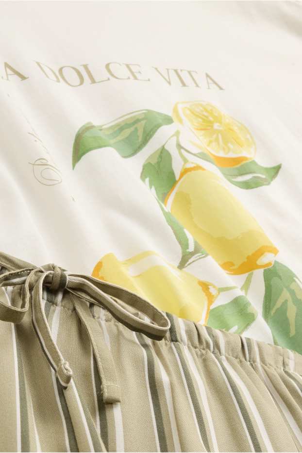 Women - Short pyjamas - light yellow
