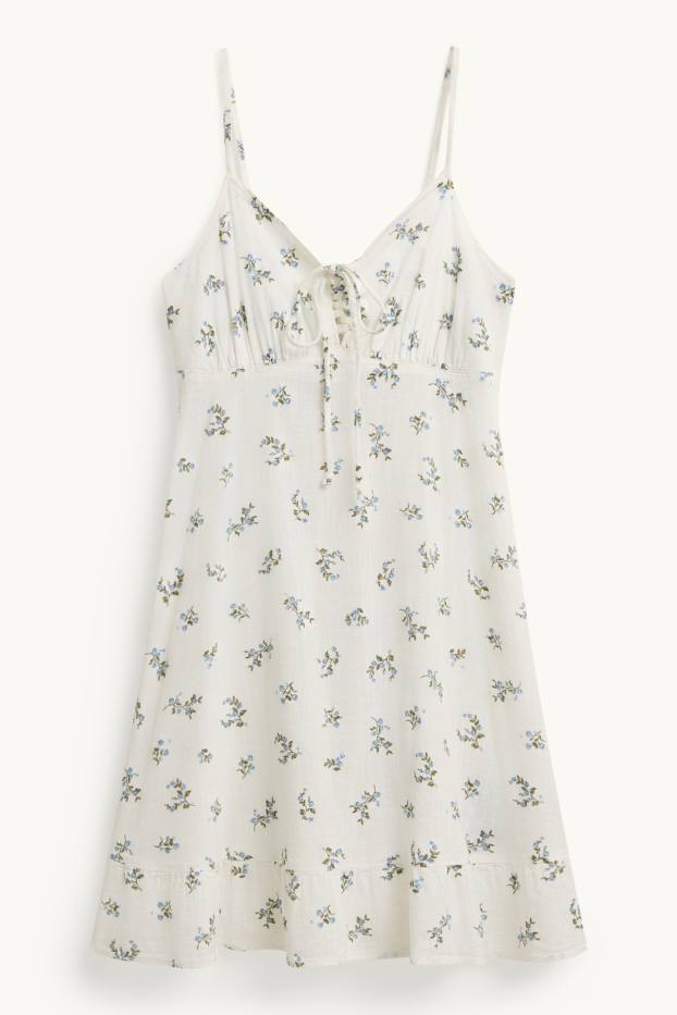 Femei - Rochie - cu flori - alb