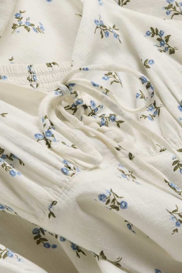 Femei - Rochie - cu flori - alb