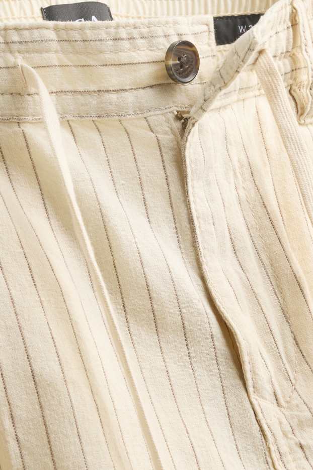 Herren - Shorts - Leinen-Mix - Nadelstreifen - cremefarben