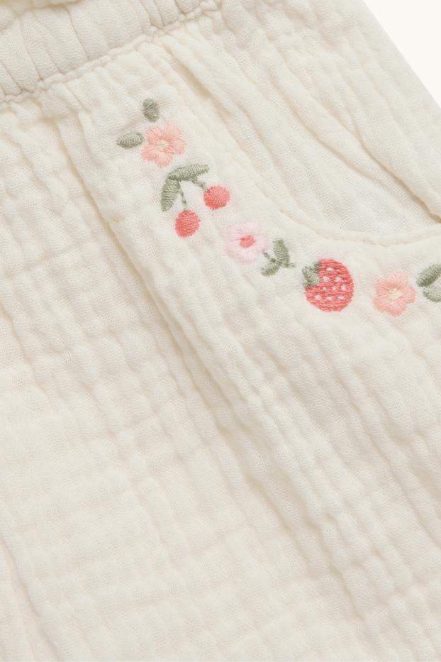 Bebeluși - fete - Floricele - pantaloni scurți din muselină pentru bebeluși - crem
