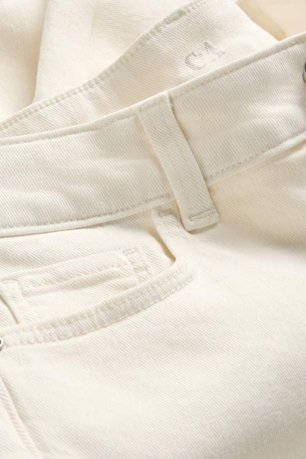 Damen - Jeans-Bermudas - weiß