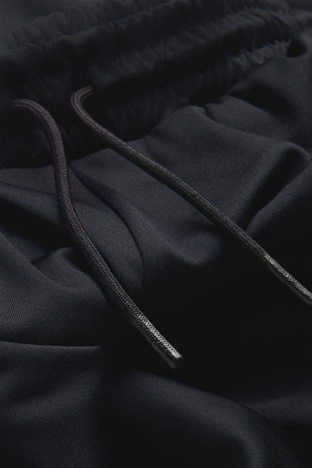 Copii - Băieți - Pantaloni scurți de trening - negru