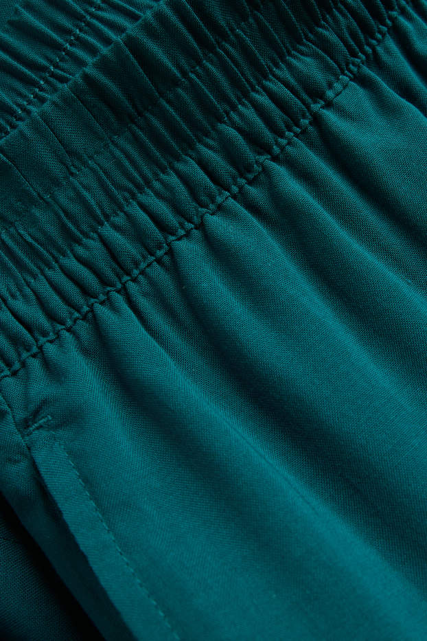 Women - Shorts - high waist - green