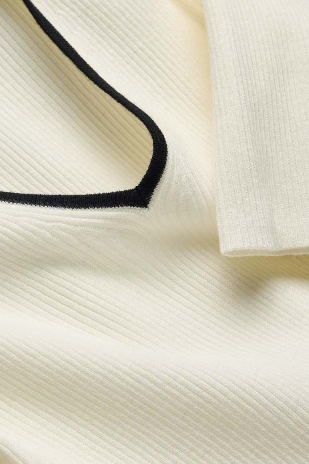 Femmes - Pull en maille - manches courtes - finition côtelée - blanc