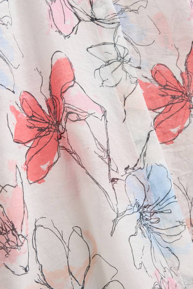 Dona - Brusa - de flors - blanc