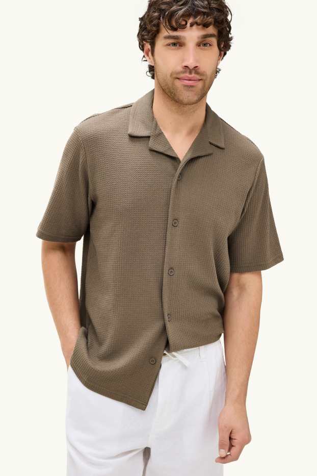 Pánské - Košile - loose fit - klopový límec - strukturovaná - hnědá