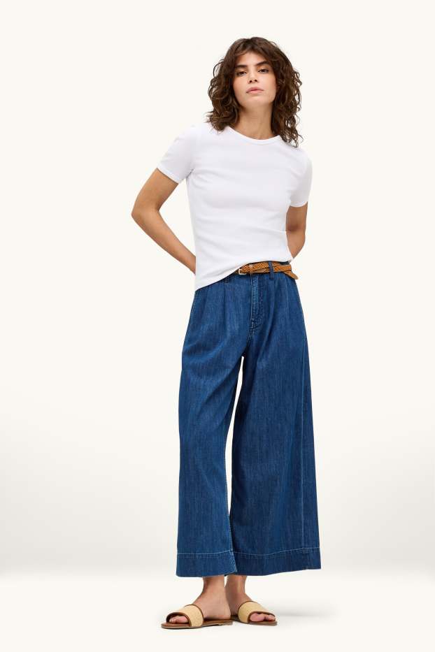 Femmes - Wide leg jean doté d'une ceinture - jean bleu foncé