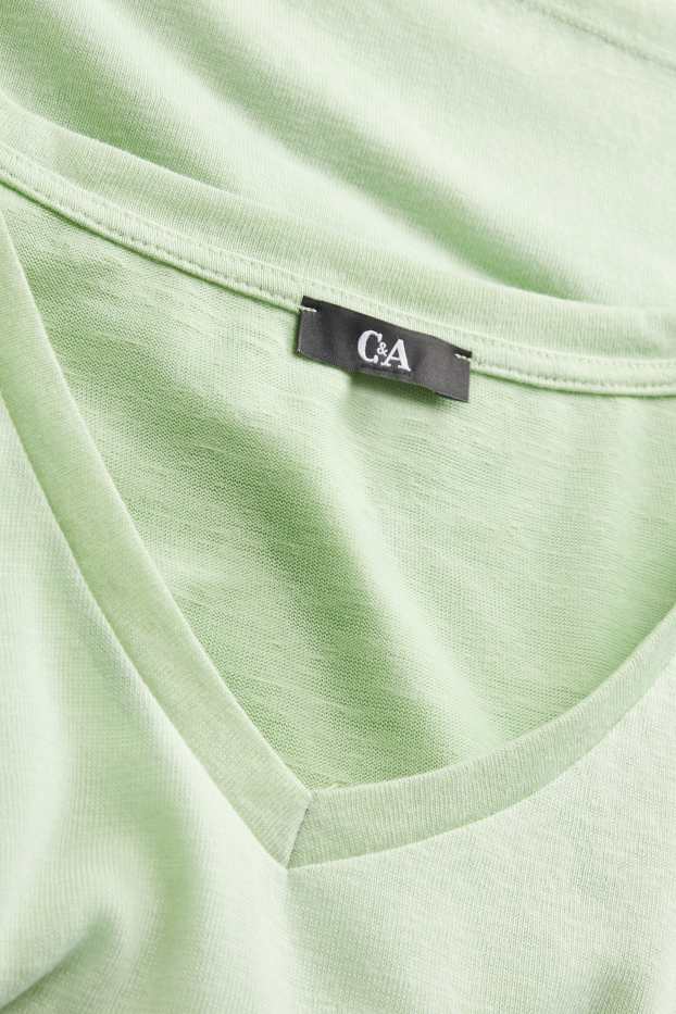 Femei - Tricou cu decolteu în V - relaxed fit - verde deschis