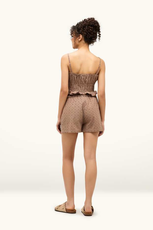 Dámské - Šortky - mid waist - anglická krajka - světle hnědá