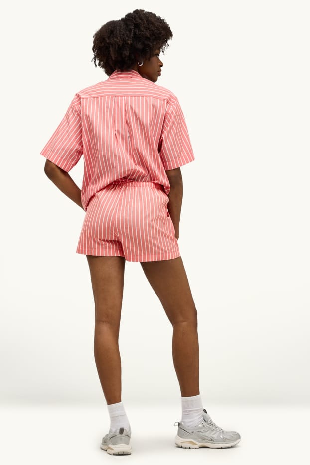 Women - Shorts - mid-rise waist - striped - red / white